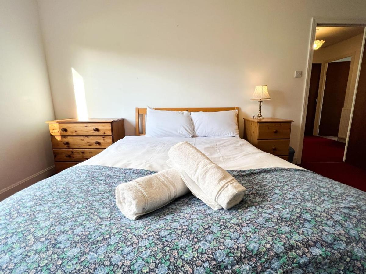 Anniesland Glasgow 1Bd Flat - Free Parking Kültér fotó